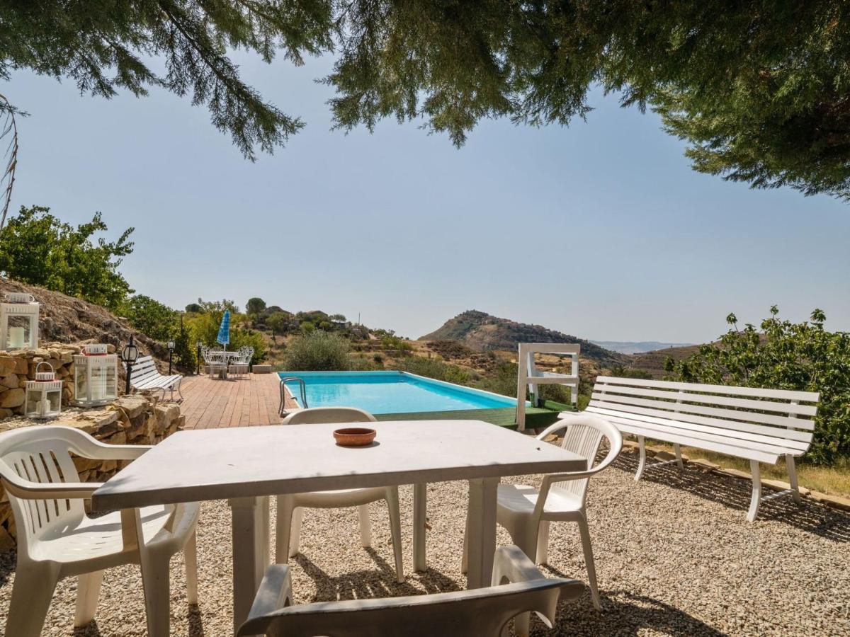 Belvilla By Oyo Modern Villa In Nissoria With Pool Kültér fotó