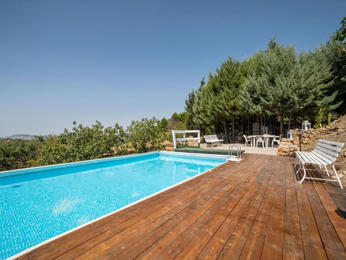 Belvilla By Oyo Modern Villa In Nissoria With Pool Kültér fotó